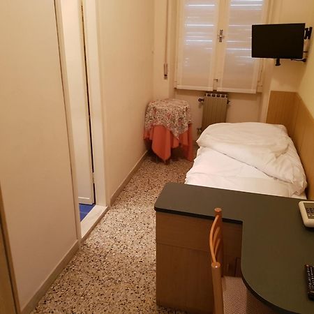 Hotel San Faustino トッリ・デル・ベーナコ エクステリア 写真